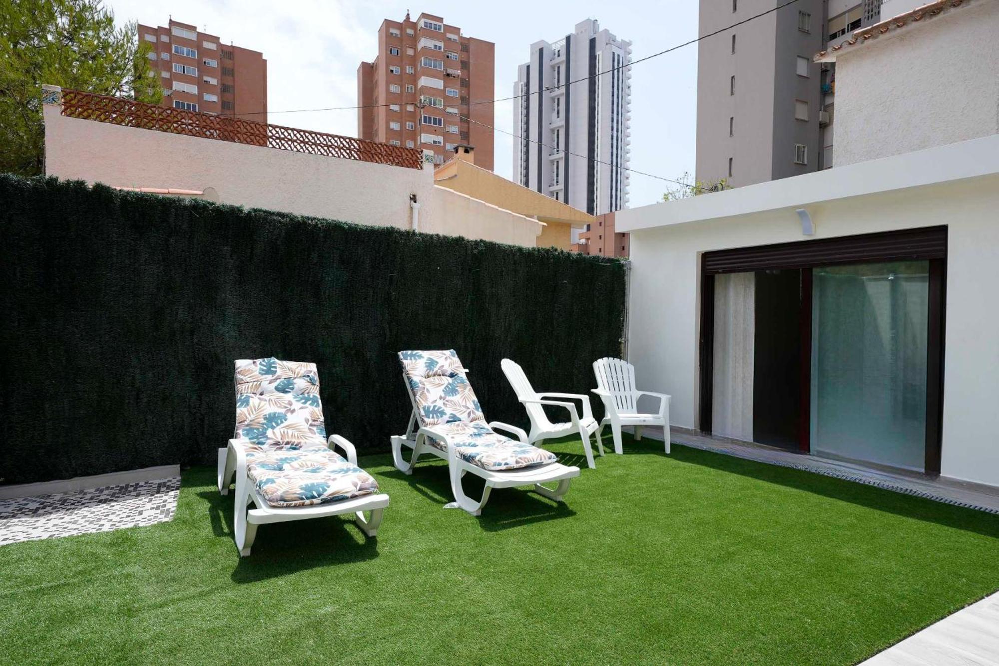 Casa Loma Con Terreno Privado Y Parking Compartido - A 800m De Playa Poniente Casa vacanze *